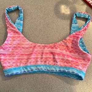 NWOT Moana Bikini Reversible Top Size m